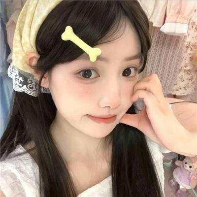 彩云封面